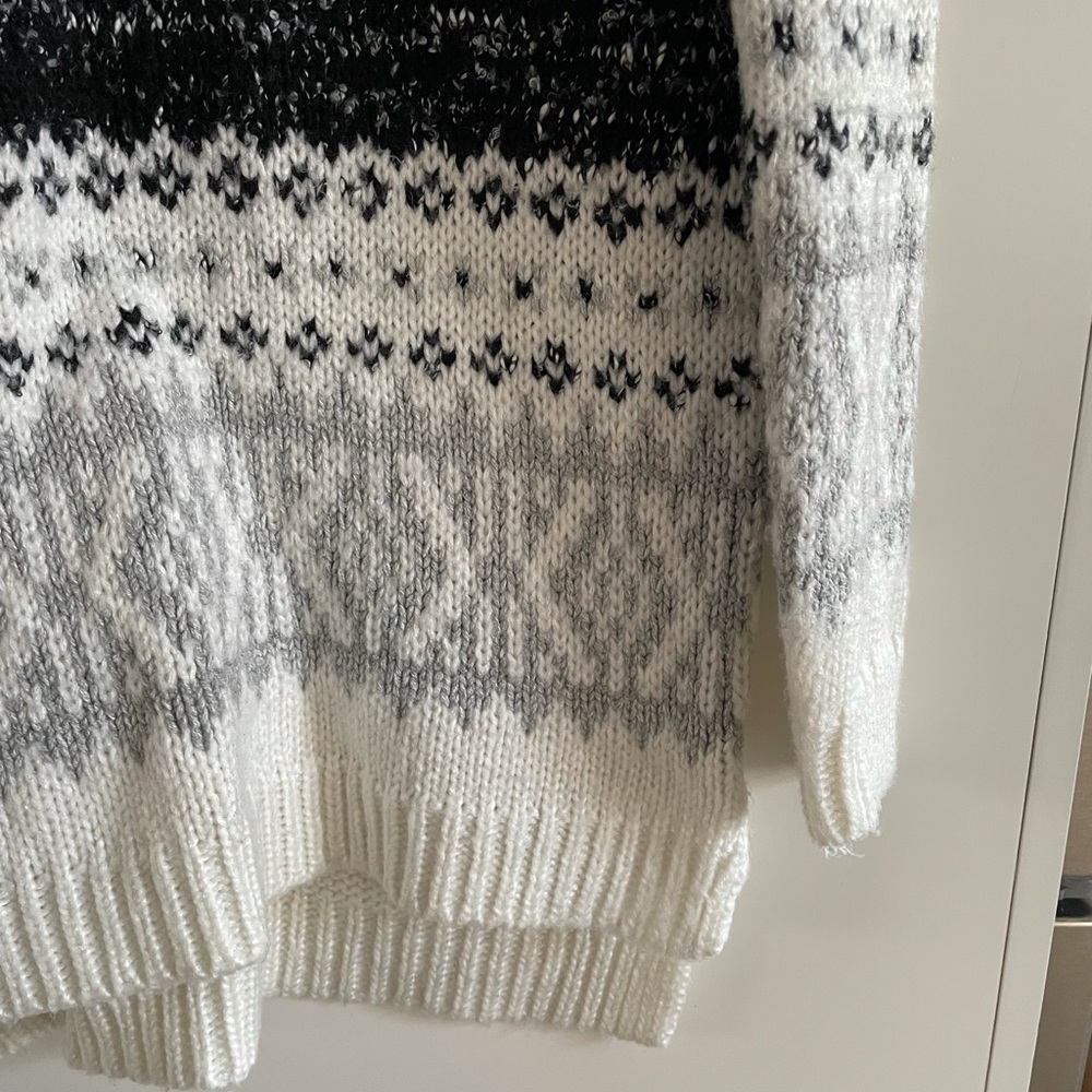 Merona Oversized Sweater - Picture 4 of 6